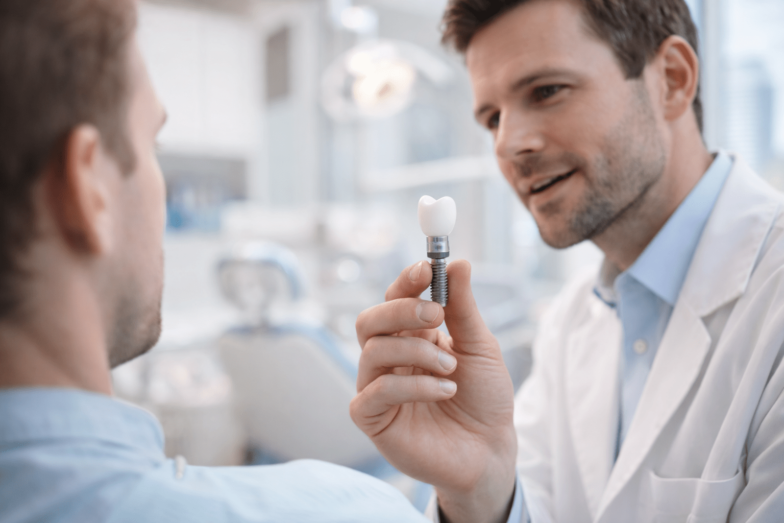 имплантация одного зуба схема имплант абатмент коронка